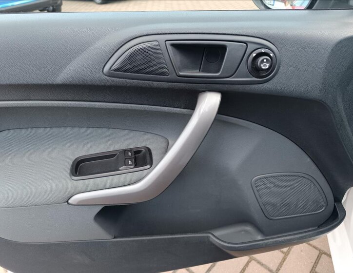 Ford Fiesta Hatchback 1,2 l 44 kw