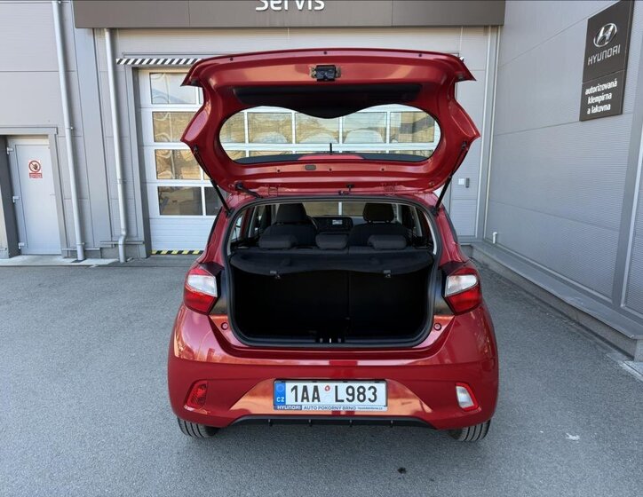 Hyundai i10 Hatchback 998,0 49 kw