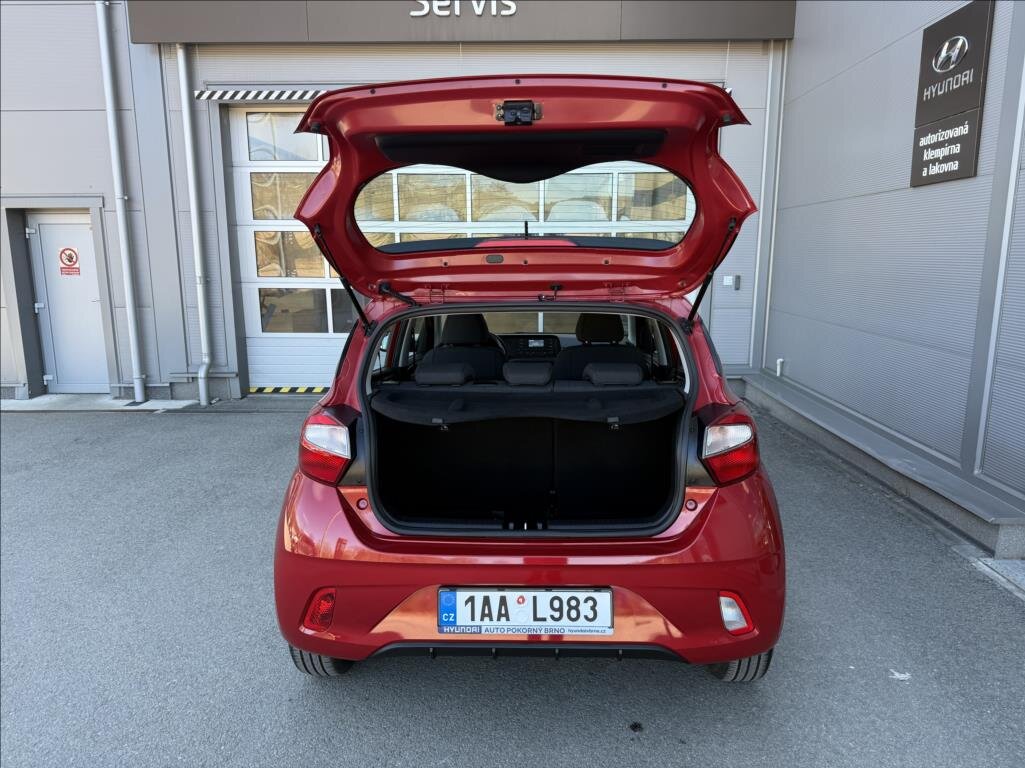 Hyundai i10 Hatchback 998,0 49 kw