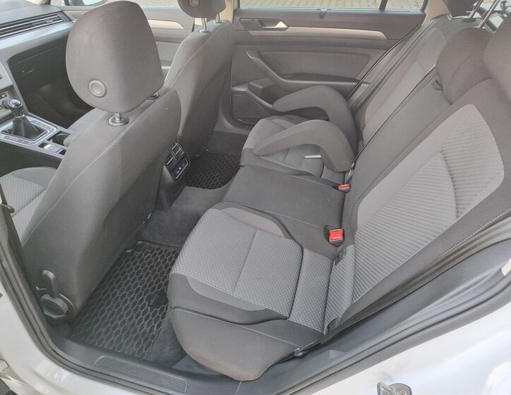 Volkswagen Passat 14