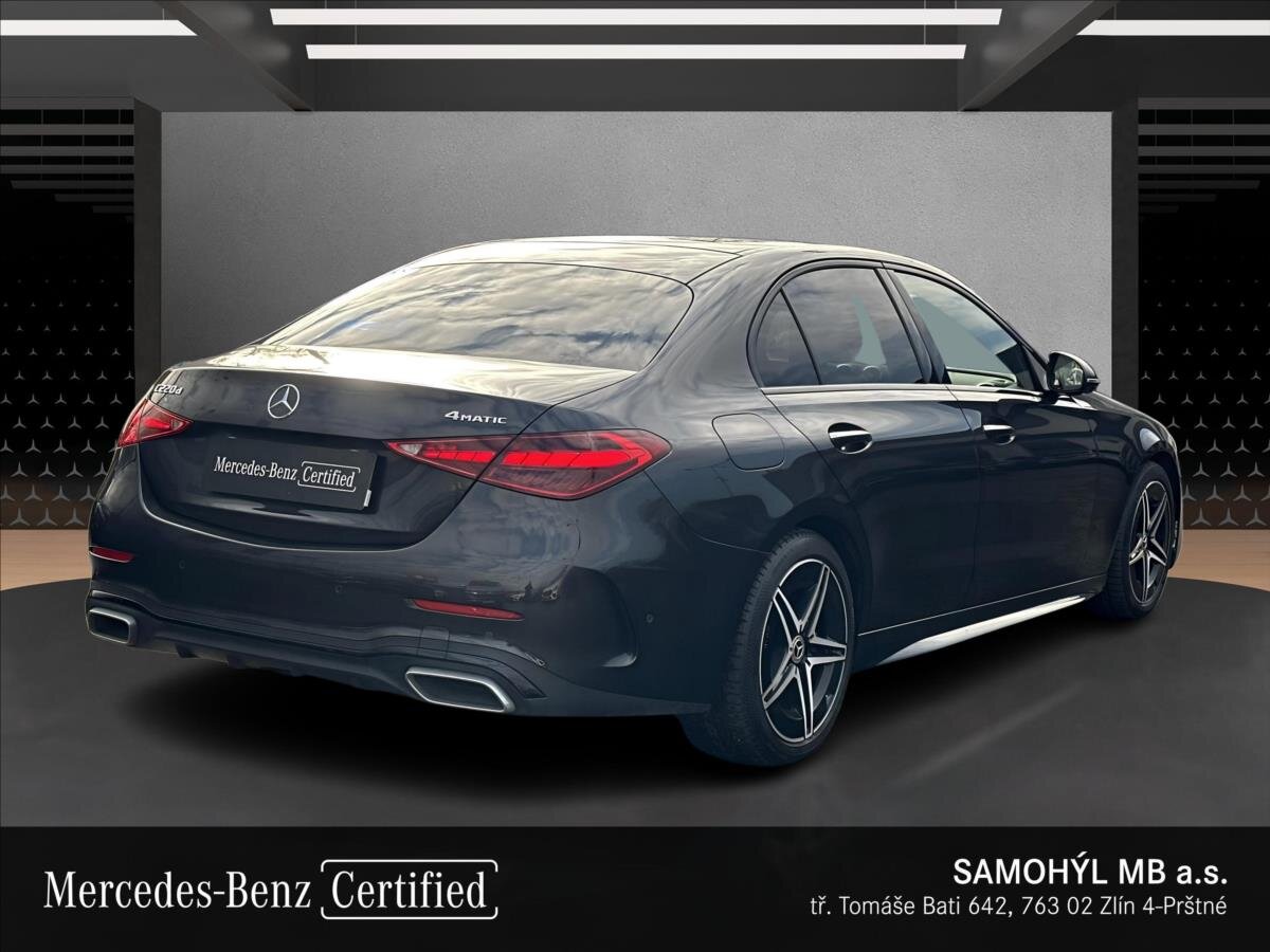 Mercedes-Benz Třídy C Sedan 2,0 l 147 kw