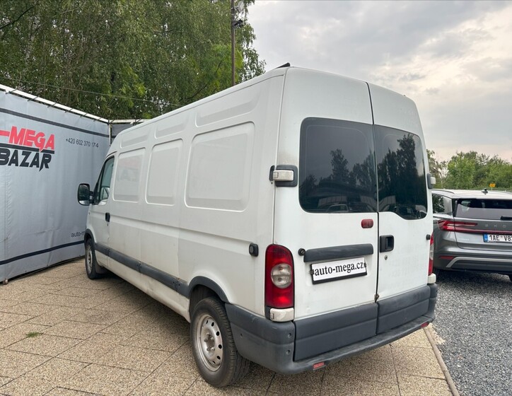 Renault Master 17