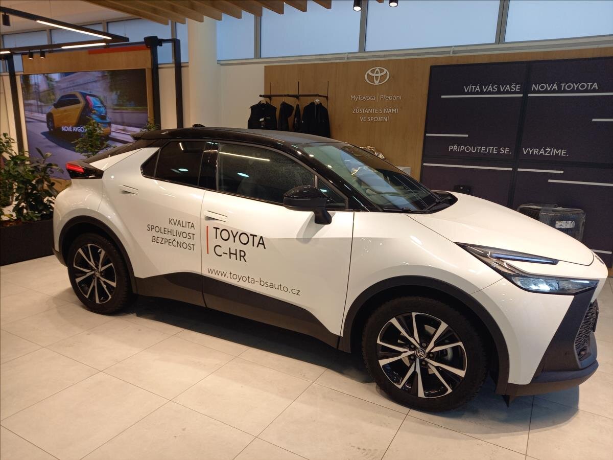 Toyota C-HR SUV 1,8 l 103 kw