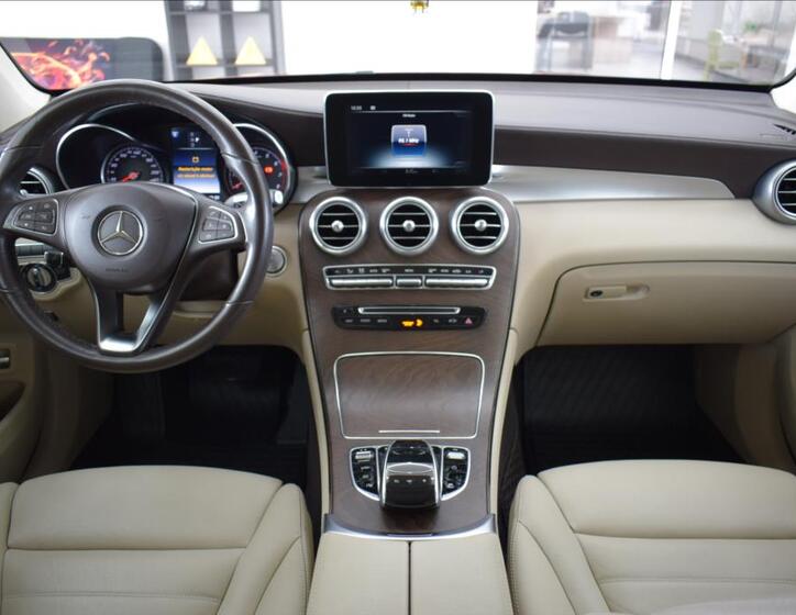 Mercedes-Benz GLC 14