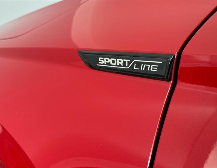 Škoda Karoq SUV / Terénní 1,5 l 110 kw