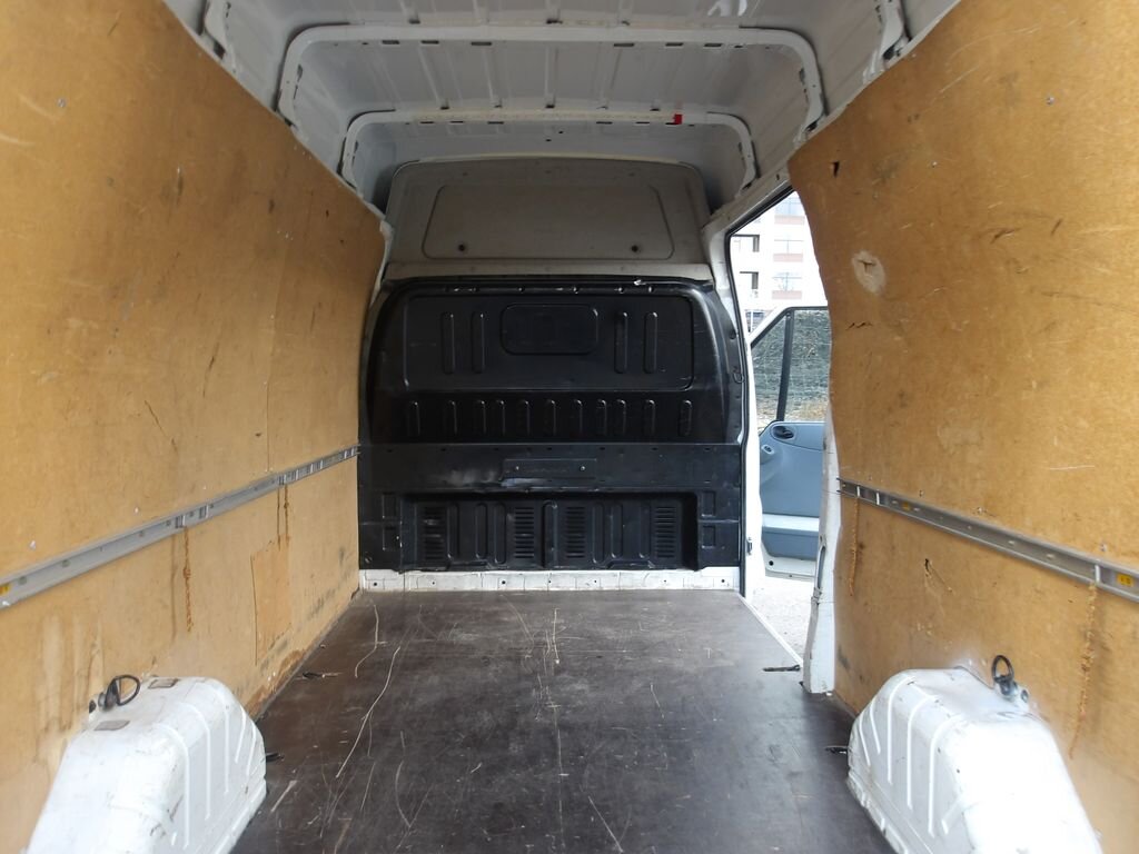 Ford Transit Skříň 2,2 l 74 kw