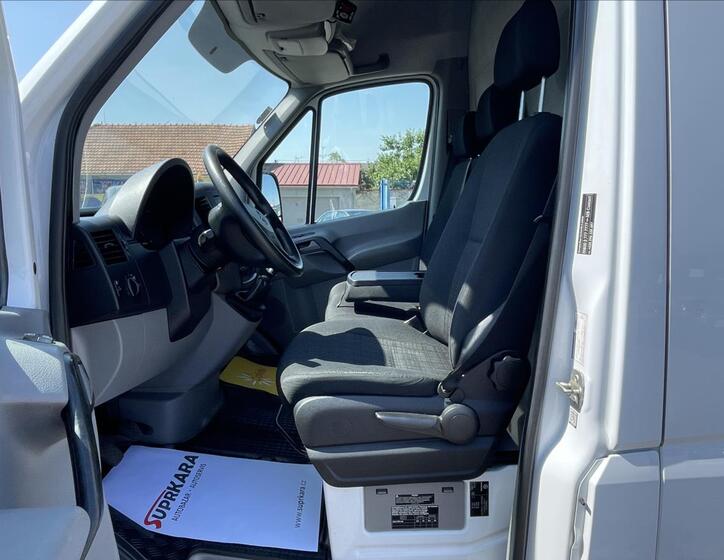 Mercedes-Benz Sprinter 13