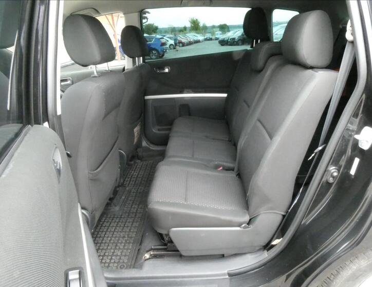 Toyota Corolla Verso 15