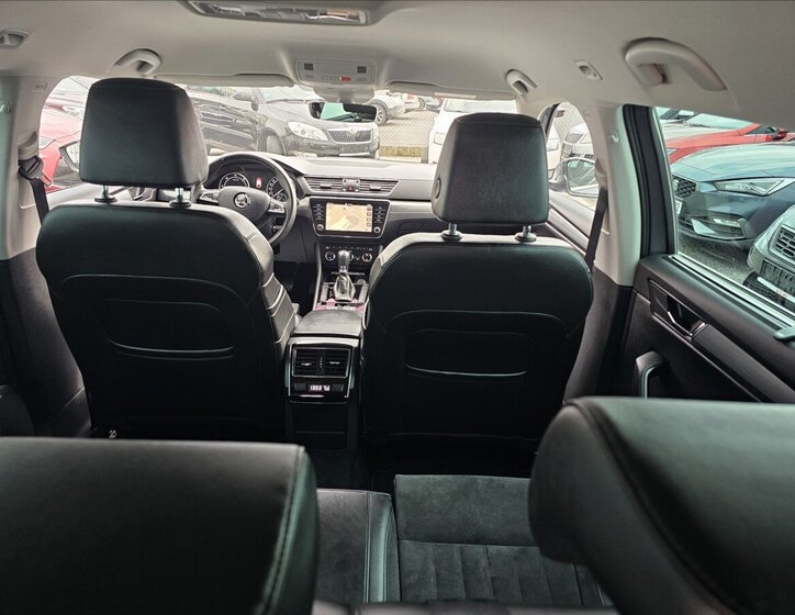 Škoda Superb Kombi 2,0 l 140 kw