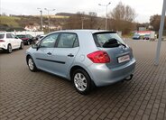 Toyota Auris Hatchback 1,4 l 66 kw