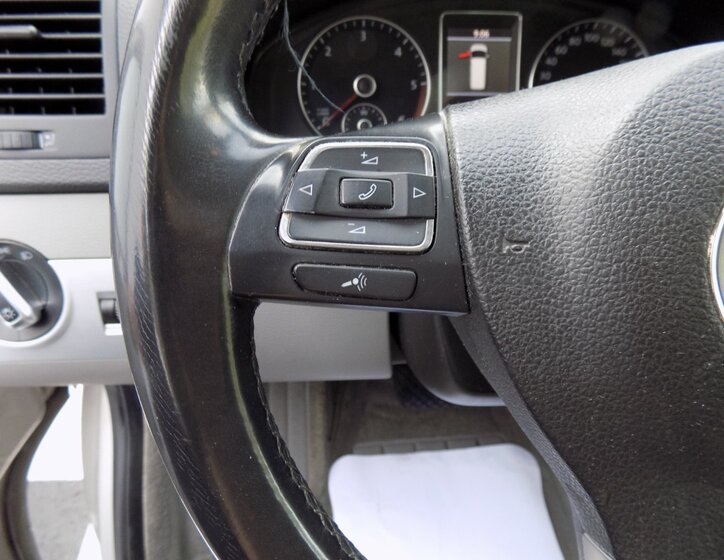 Volkswagen Multivan 29