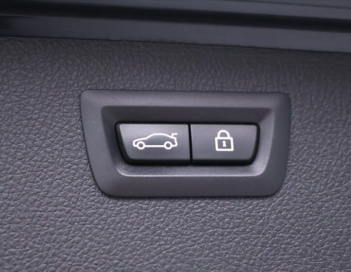 BMW Řada 3 Kombi 3,0 l 190 kw