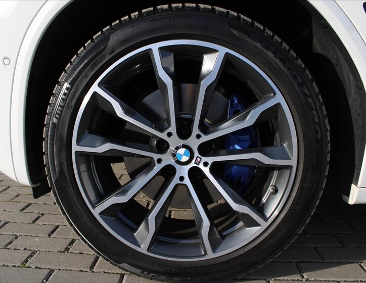 BMW X3 SUV / Terénní 3,0 l 240 kw