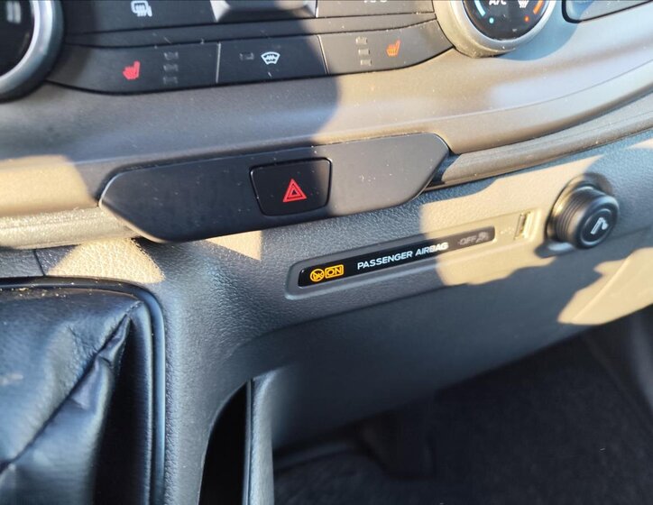 Ford Transit Custom Kombi 2,0 l 96 kw