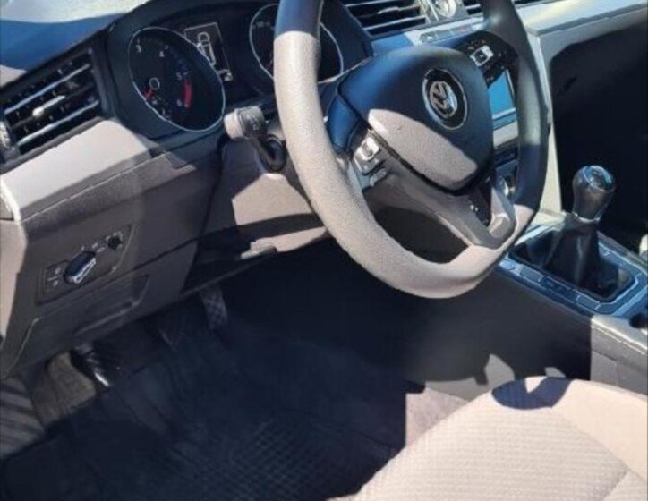 Volkswagen Passat Kombi 0,0 110 kw