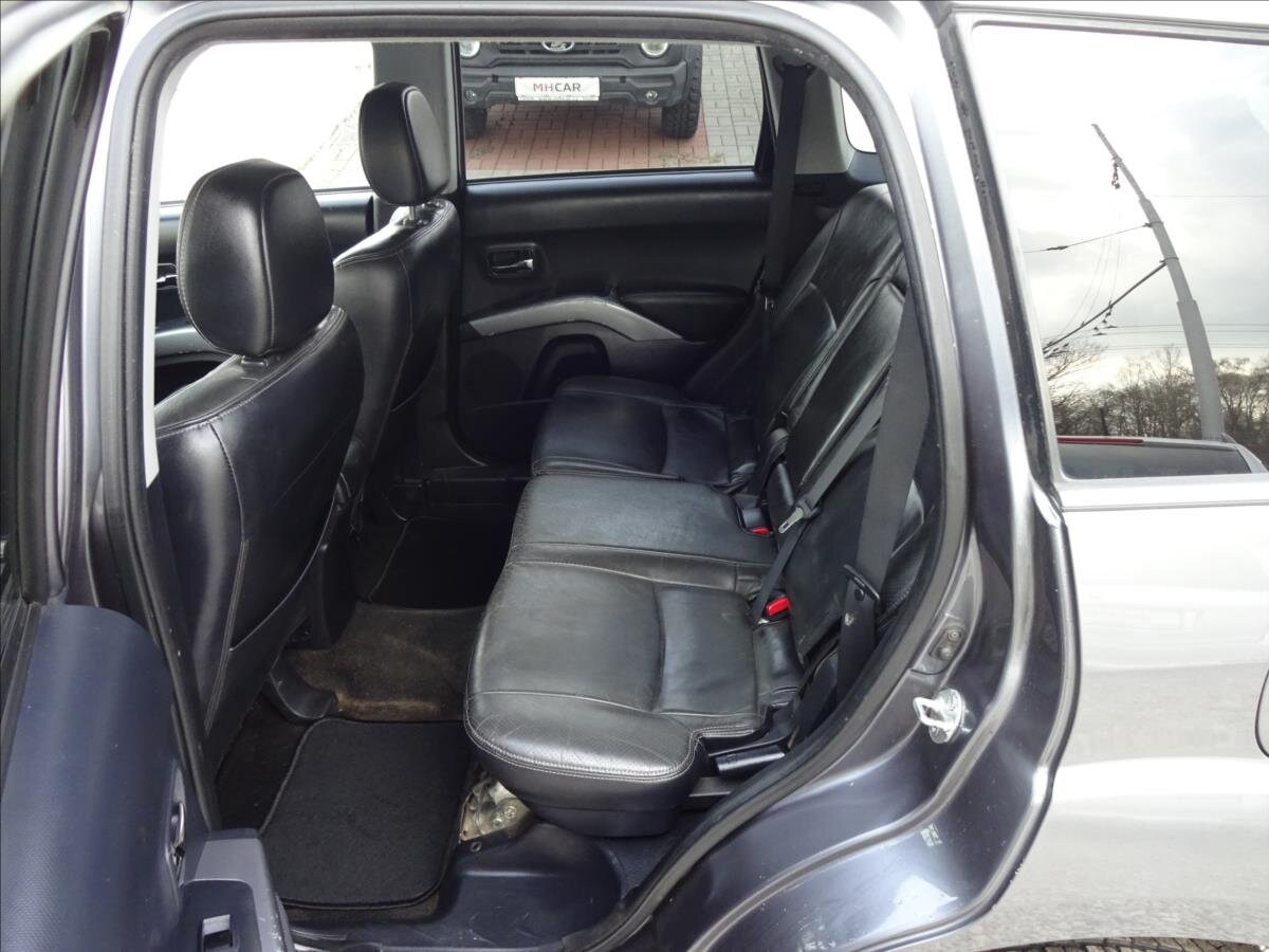 Peugeot 4007 Kombi 2,2 l 115 kw