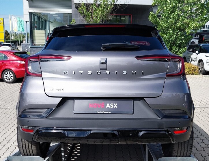 Mitsubishi ASX 4