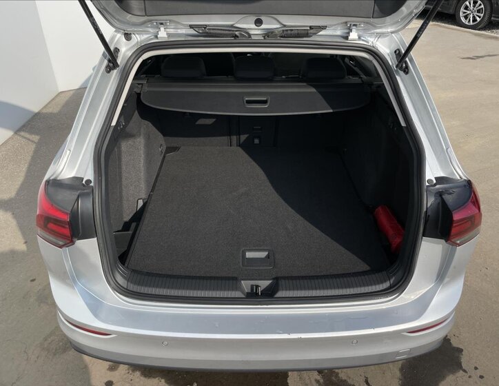 Volkswagen Golf Kombi 1,5 l 96 kw