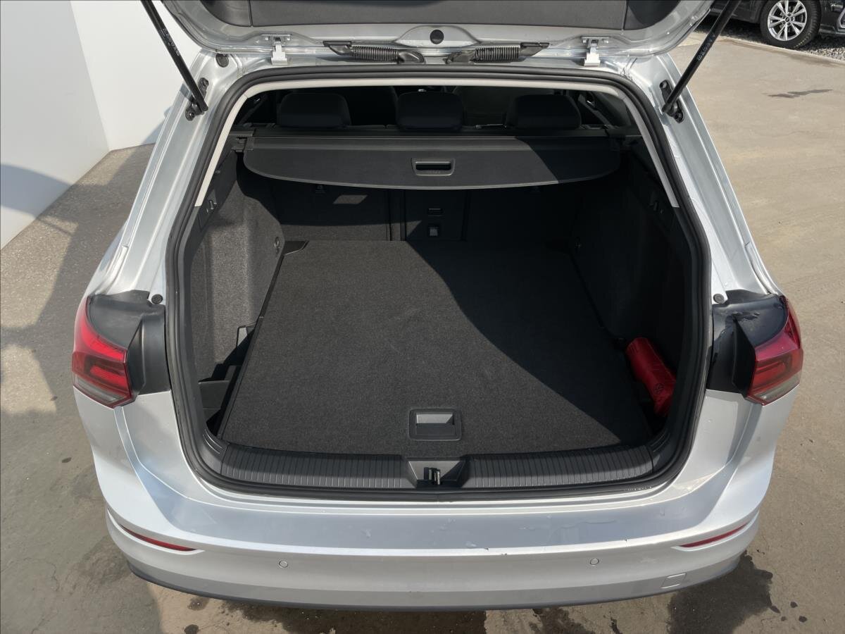 Volkswagen Golf Kombi 1,5 l 96 kw