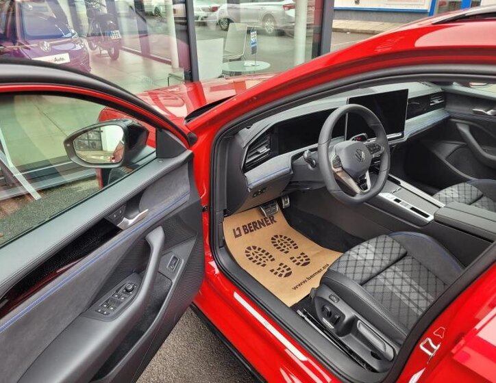 Volkswagen Passat Kombi 2,0 l 195 kw