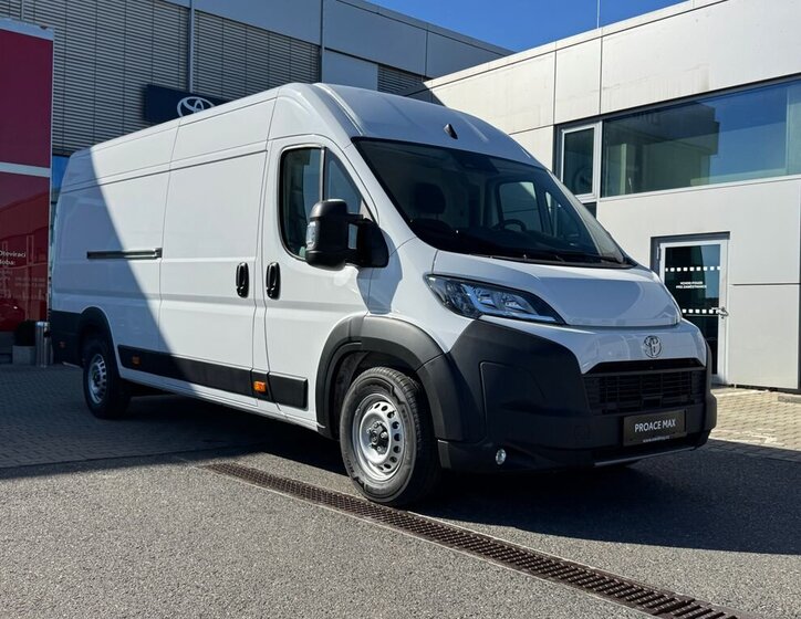 Toyota Proace Max Skříň 2,2 l 103 kw