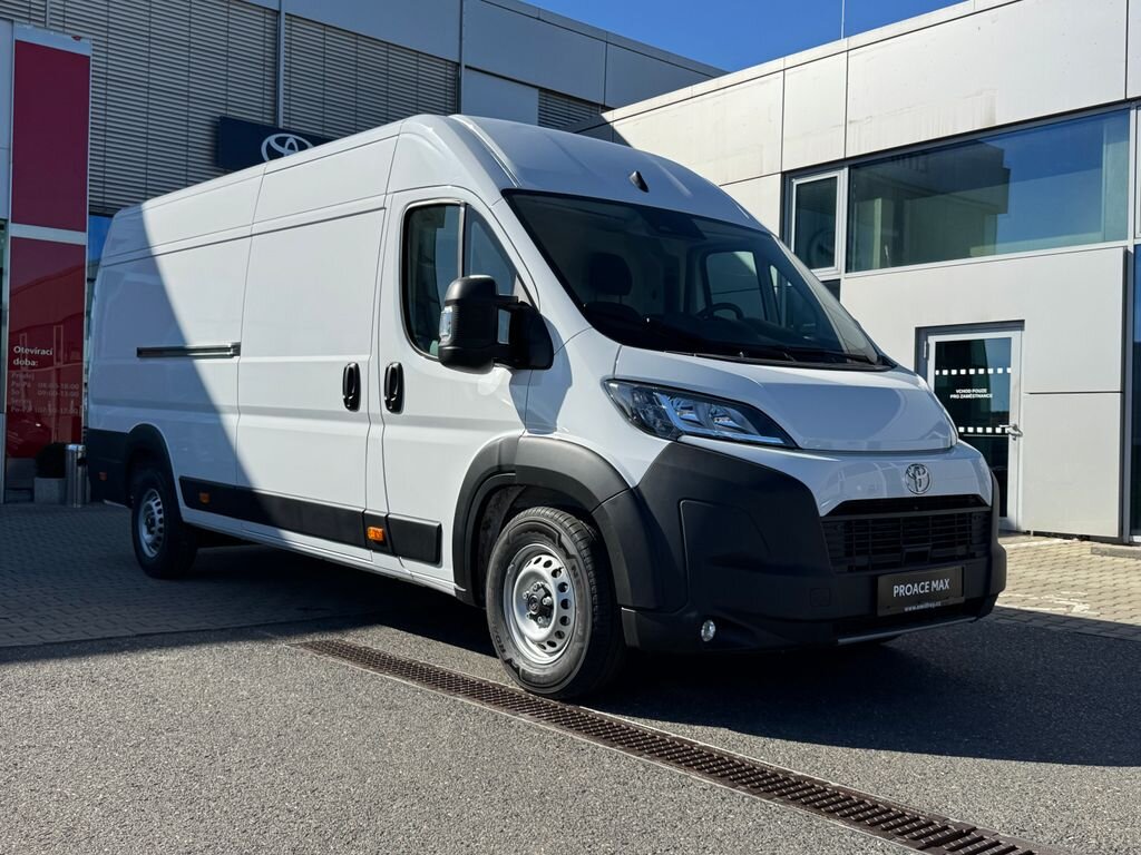 Toyota Proace Max Skříň 2,2 l 103 kw