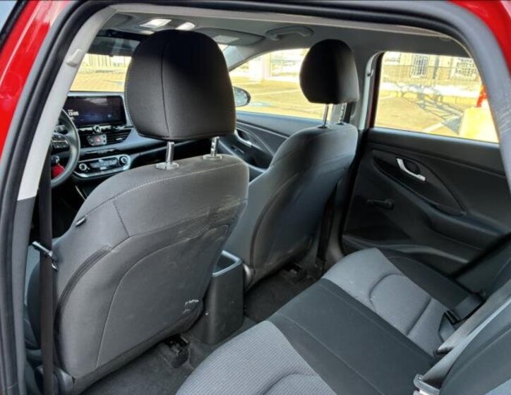 Hyundai i30 Kombi 1,5 l 70 kw