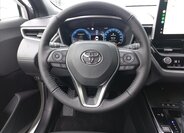 Toyota Corolla Cross CUV 1,8 l 103 kw