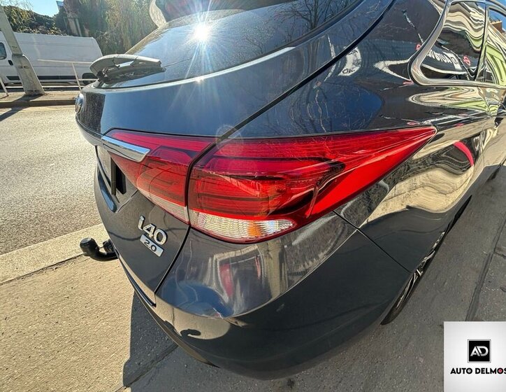 Hyundai i40 Kombi 2,0 l 121 kw