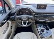 Audi Q7 24