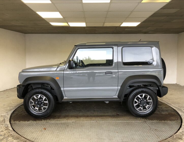 Suzuki Jimny 4