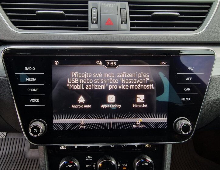 Škoda Superb Kombi 2,0 l 110 kw