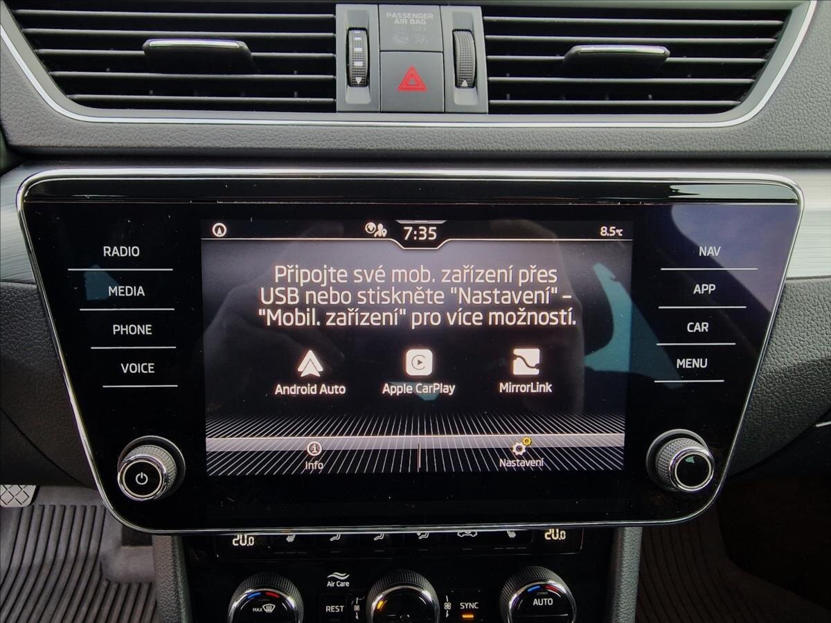 Škoda Superb Kombi 2,0 l 110 kw