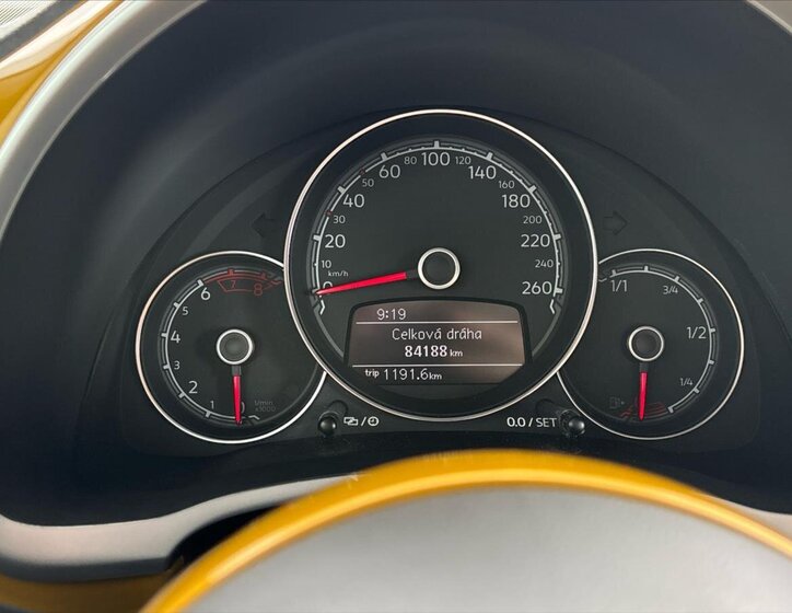 Volkswagen Beetle Hatchback 1,2 l 77 kw