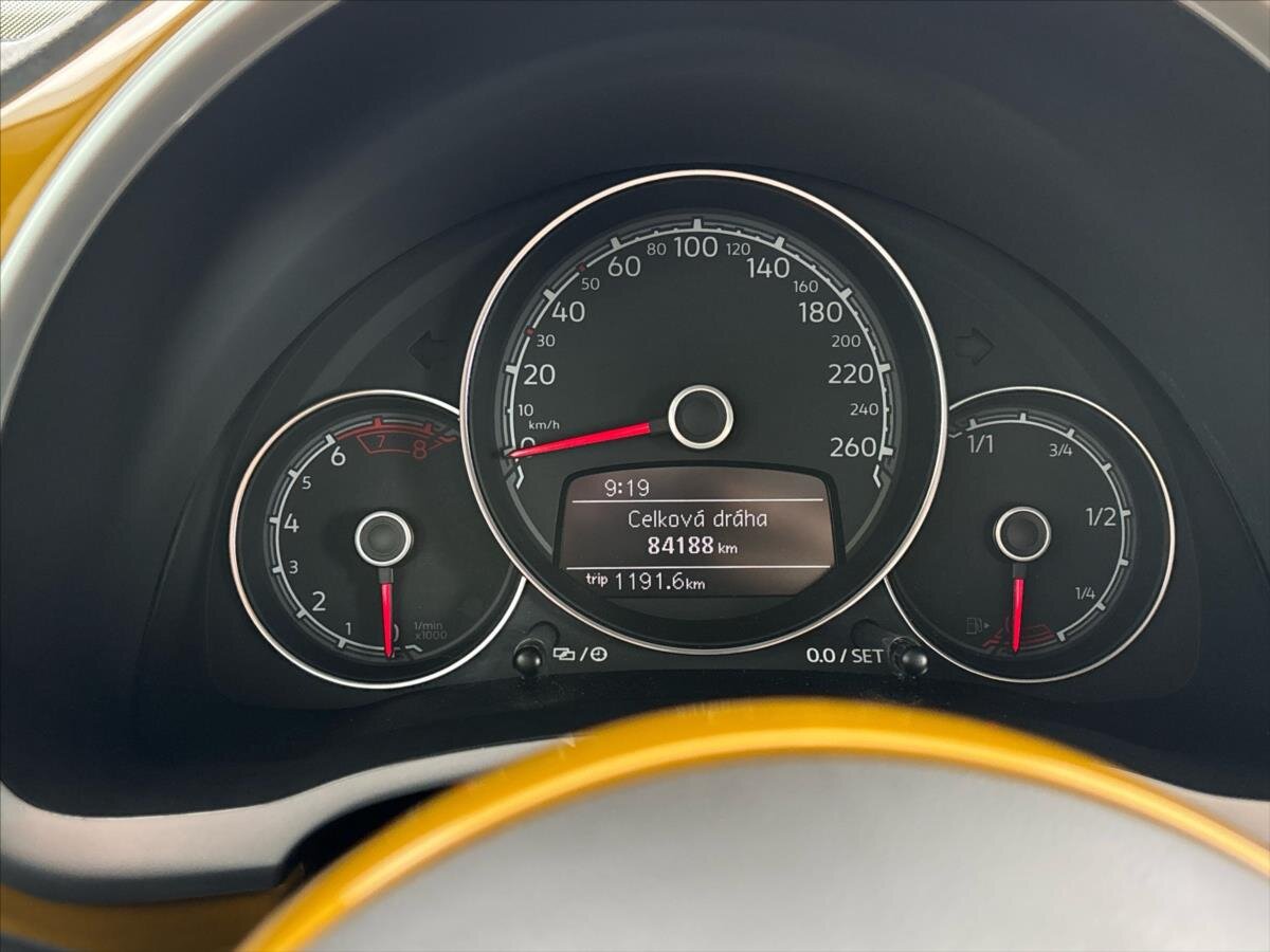 Volkswagen Beetle Hatchback 1,2 l 77 kw