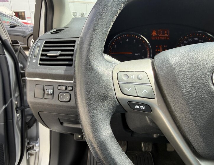 Toyota Avensis Kombi 1,8 l 108 kw