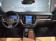 Volvo V60 Kombi 2,0 l 145 kw