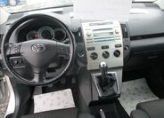 Toyota Corolla Verso 17