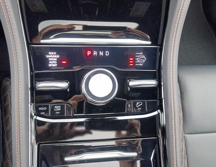 Jeep Grand Cherokee 23