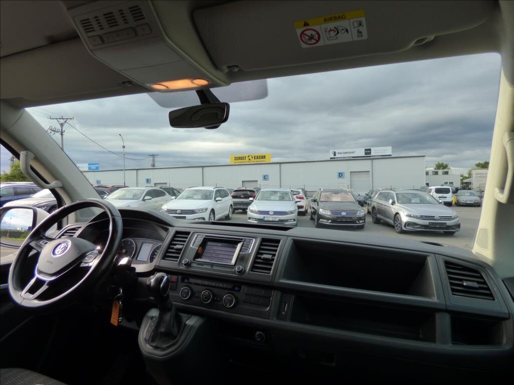 Volkswagen Caravelle MPV 2,0 l 110 kw