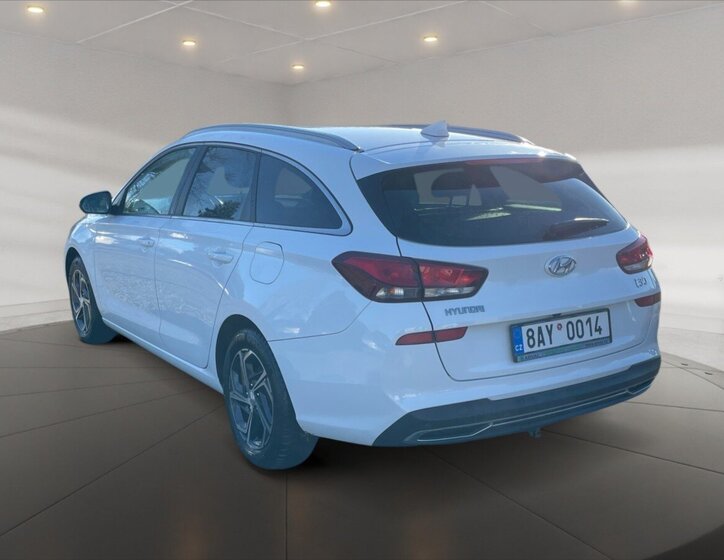 Hyundai i30 4