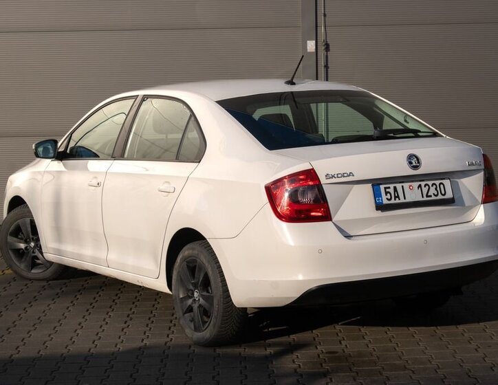 Škoda Rapid Sedan / Limuzína 1,4 l 66 kw