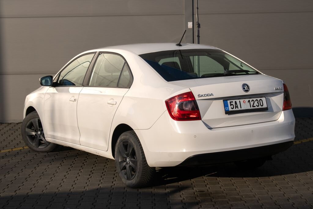 Škoda Rapid Sedan / Limuzína 1,4 l 66 kw