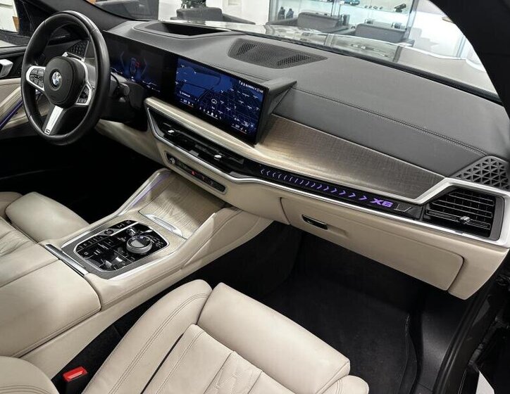 BMW X6 SUV / Terénní 3,0 l 210 kw