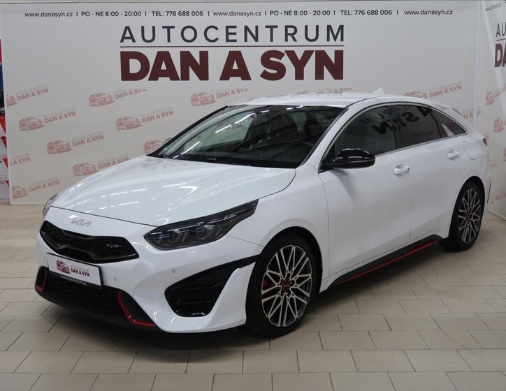 KIA ProCeed Kombi 1,6 l 150 kw