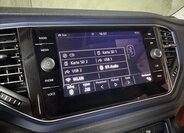 Volkswagen T-Roc SUV / Terénní 1,5 l 110 kw