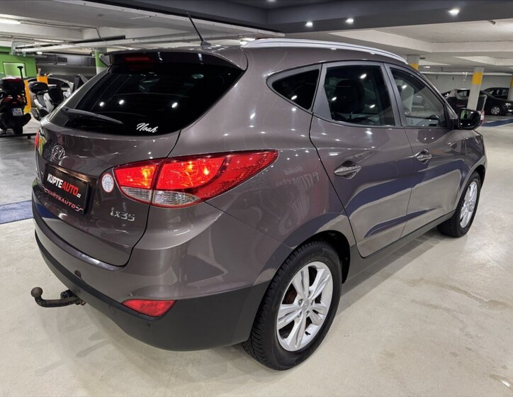 Hyundai ix35 6
