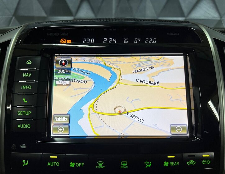 Toyota Land Cruiser 14