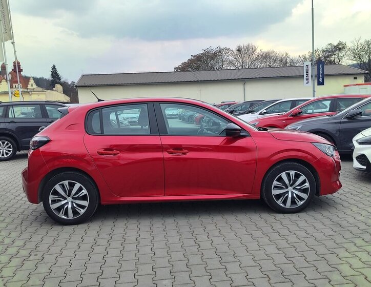 Peugeot 208 Hatchback 1,2 l 74 kw