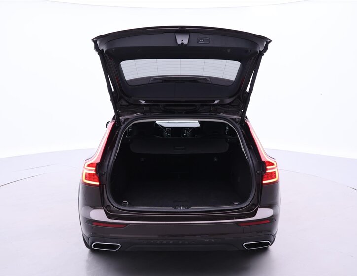 Volvo V60 Kombi 2,0 l 140 kw